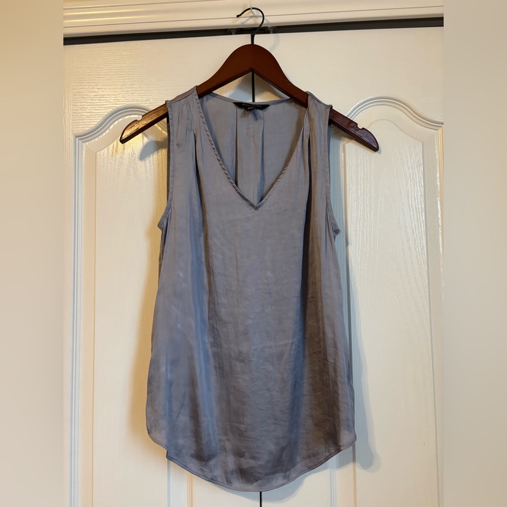 Banana Republic Light Gray V-Neck Tank Top